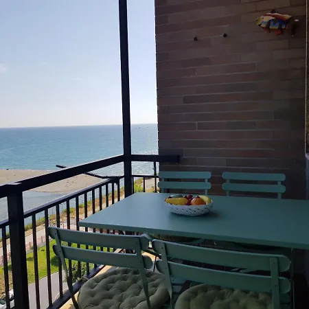 Apartamento Frontemare